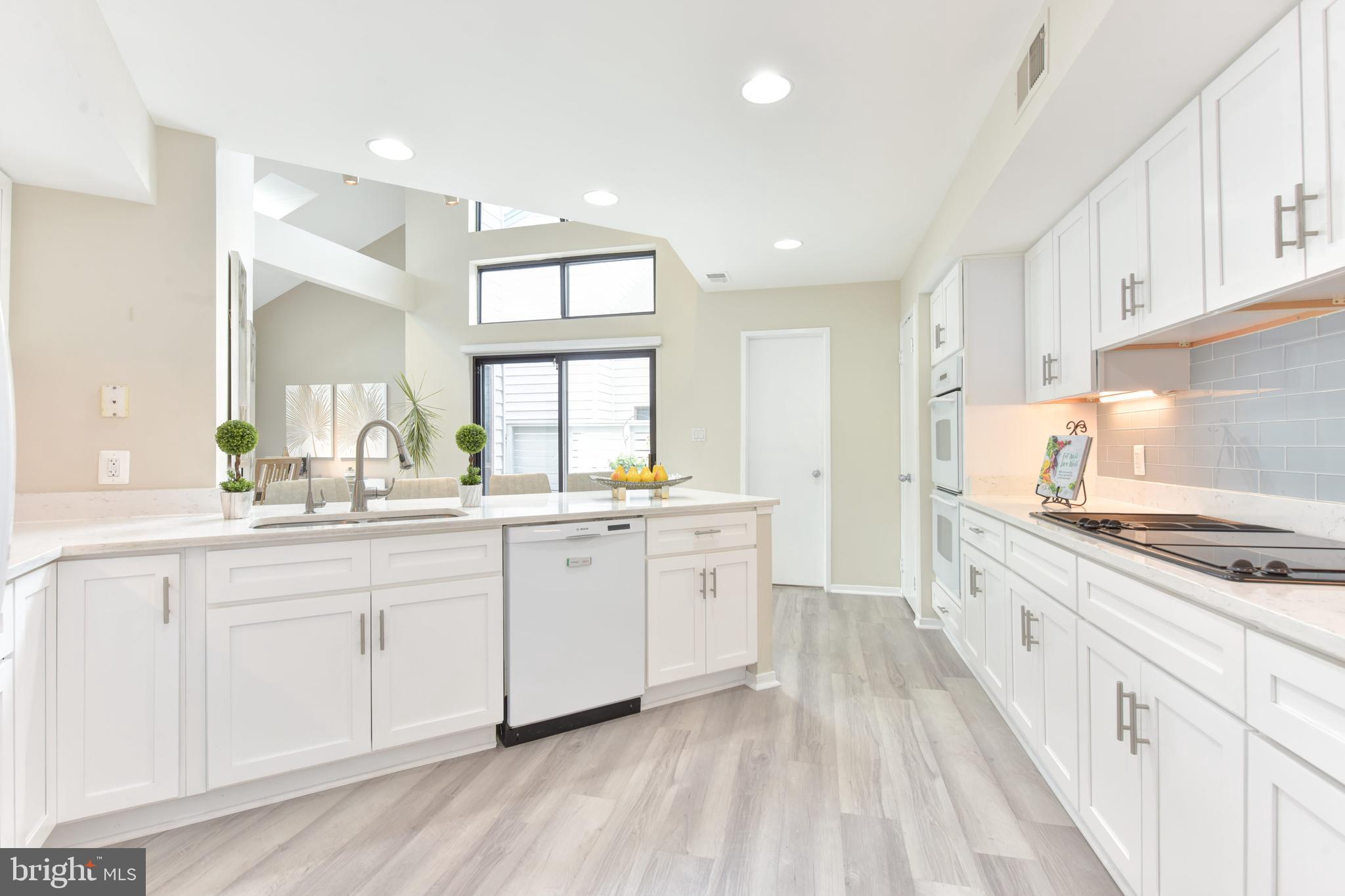 2115 South Bay Lane Reston, VA 20191 - Photo 12 of 53