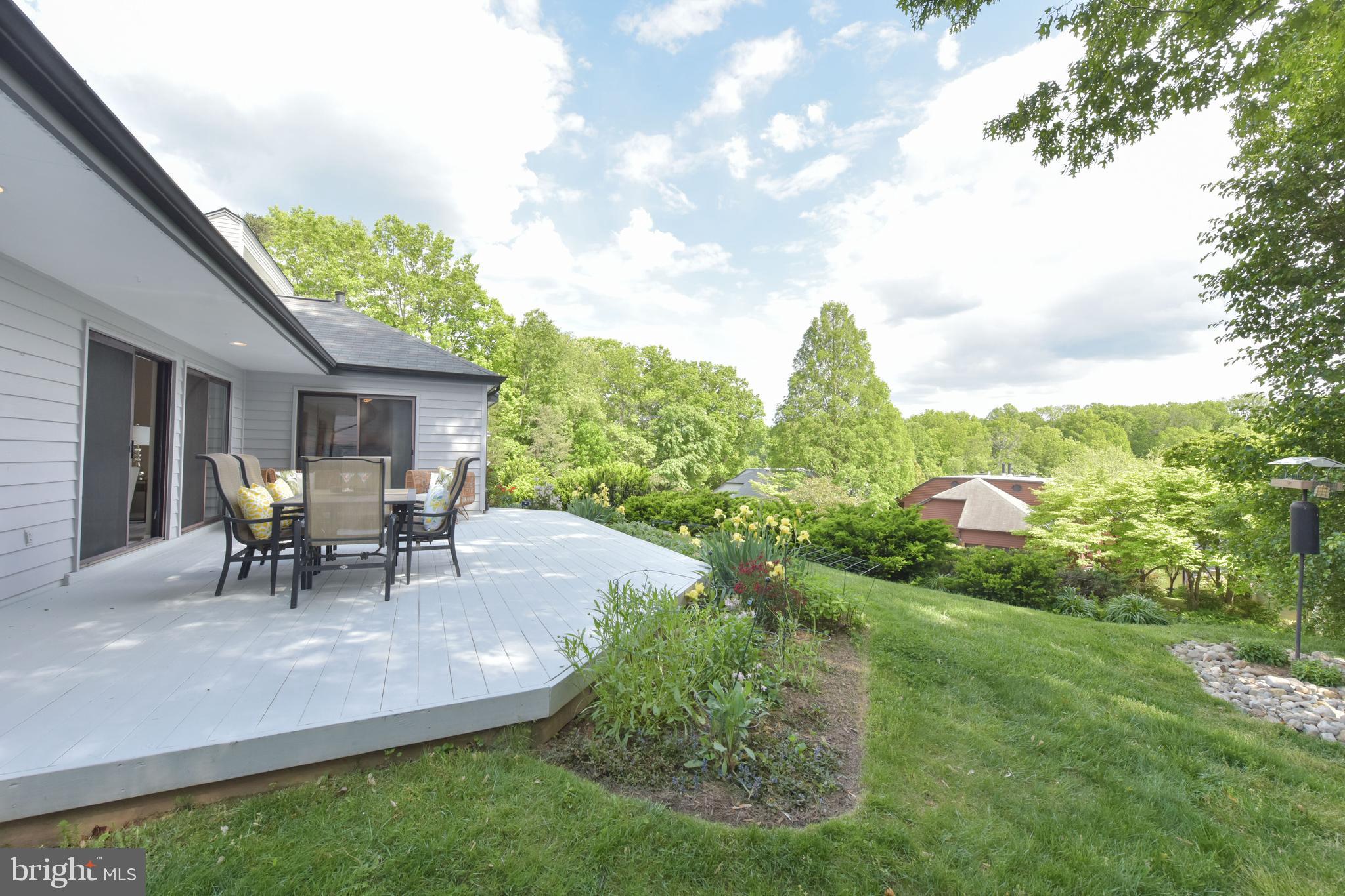 2115 South Bay Lane Reston, VA 20191 - Photo 37 of 53