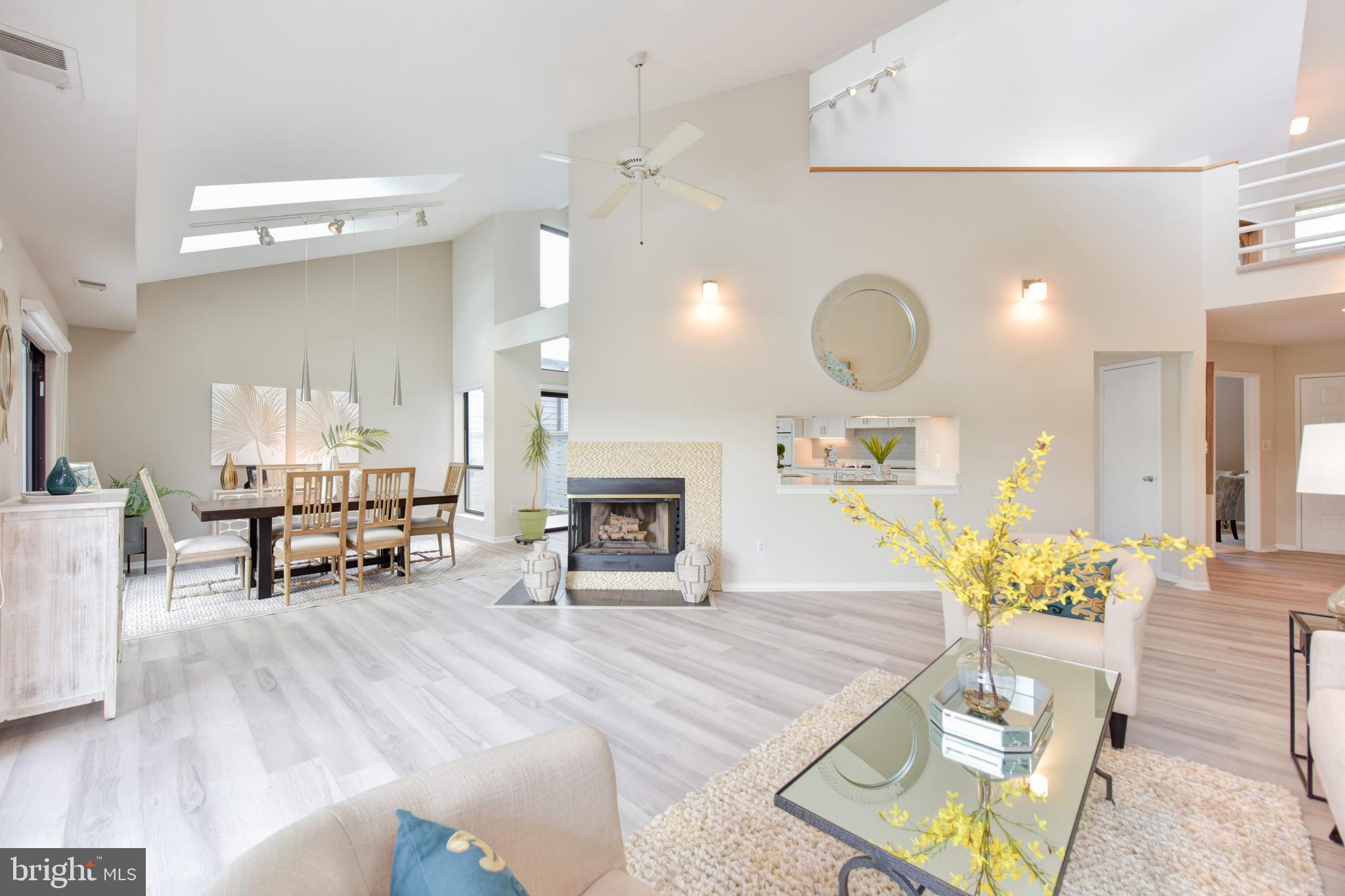 2115 South Bay Lane Reston, VA 20191 - Photo 6 of 53