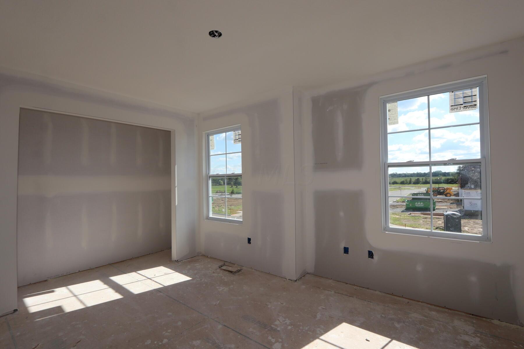 18 Erin Hills Road Commercial Point, OH 43116 - Photo 5 of 11 Interior