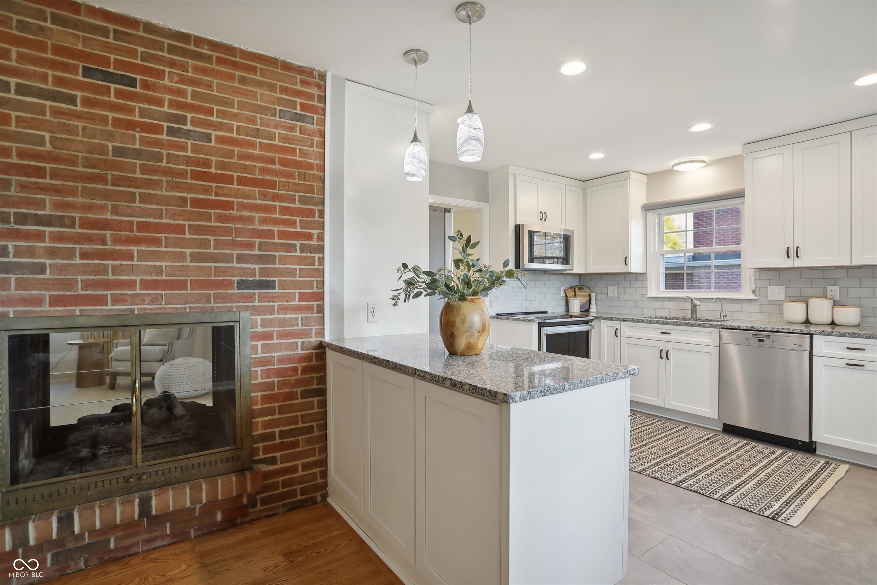 6046 Andover Road Indianapolis, IN 46220 - Photo 26 of 94