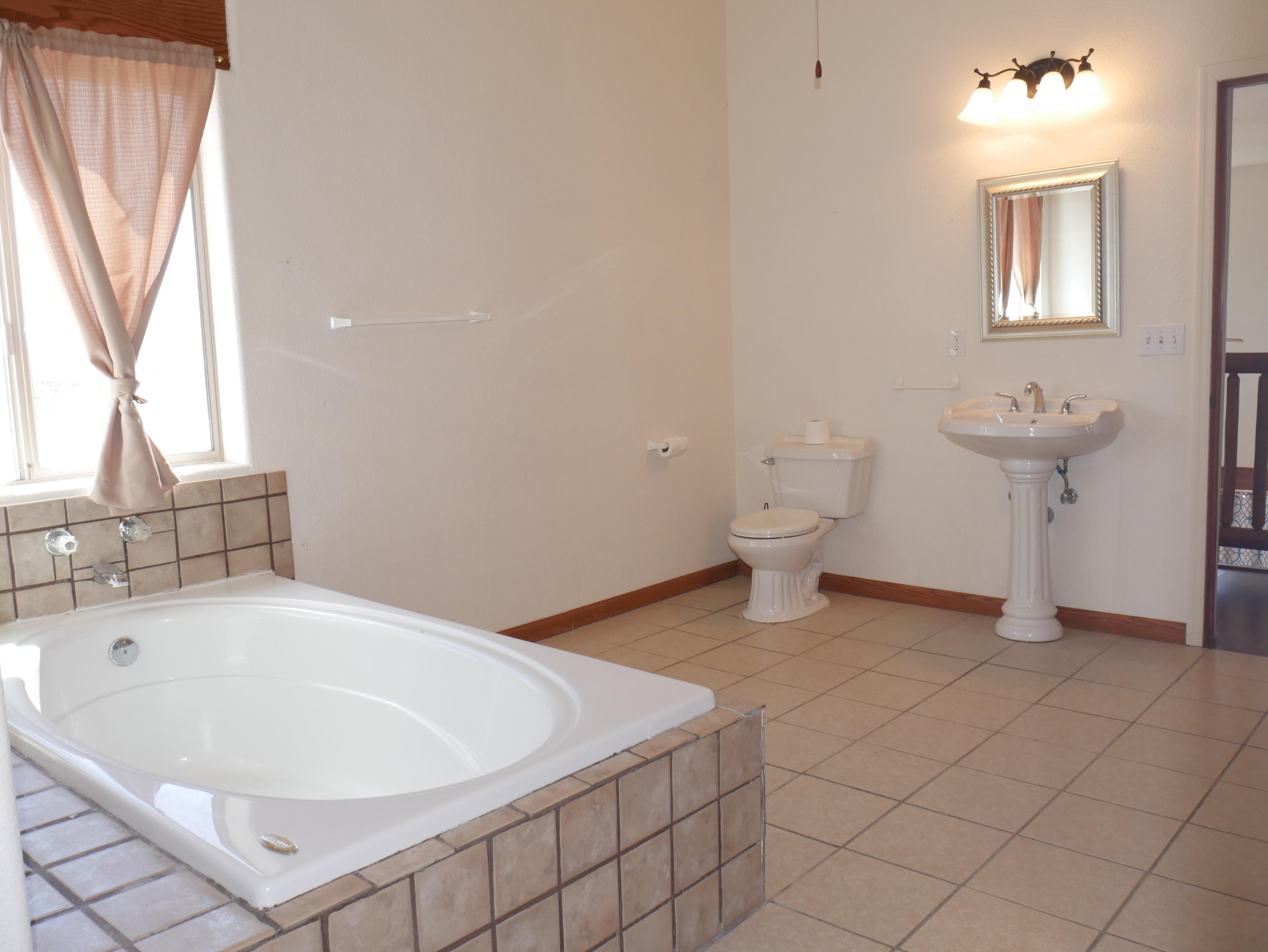 1916 North Middlemarch Road Tombstone, AZ 85638 - Photo 19 of 37 Master Bathroom