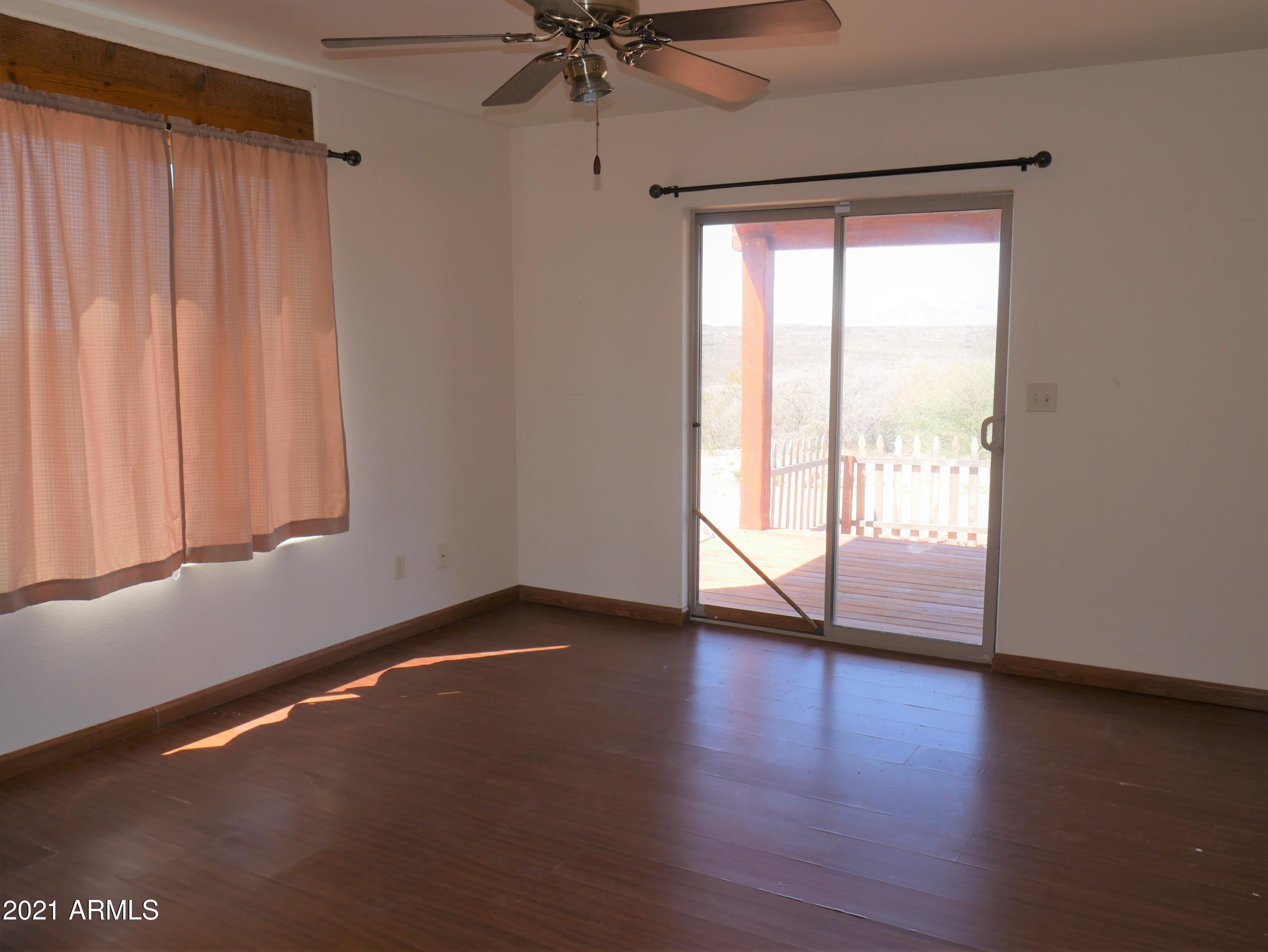 1916 North Middlemarch Road Tombstone, AZ 85638 - Photo 24 of 37 Guest Bedroom 1a