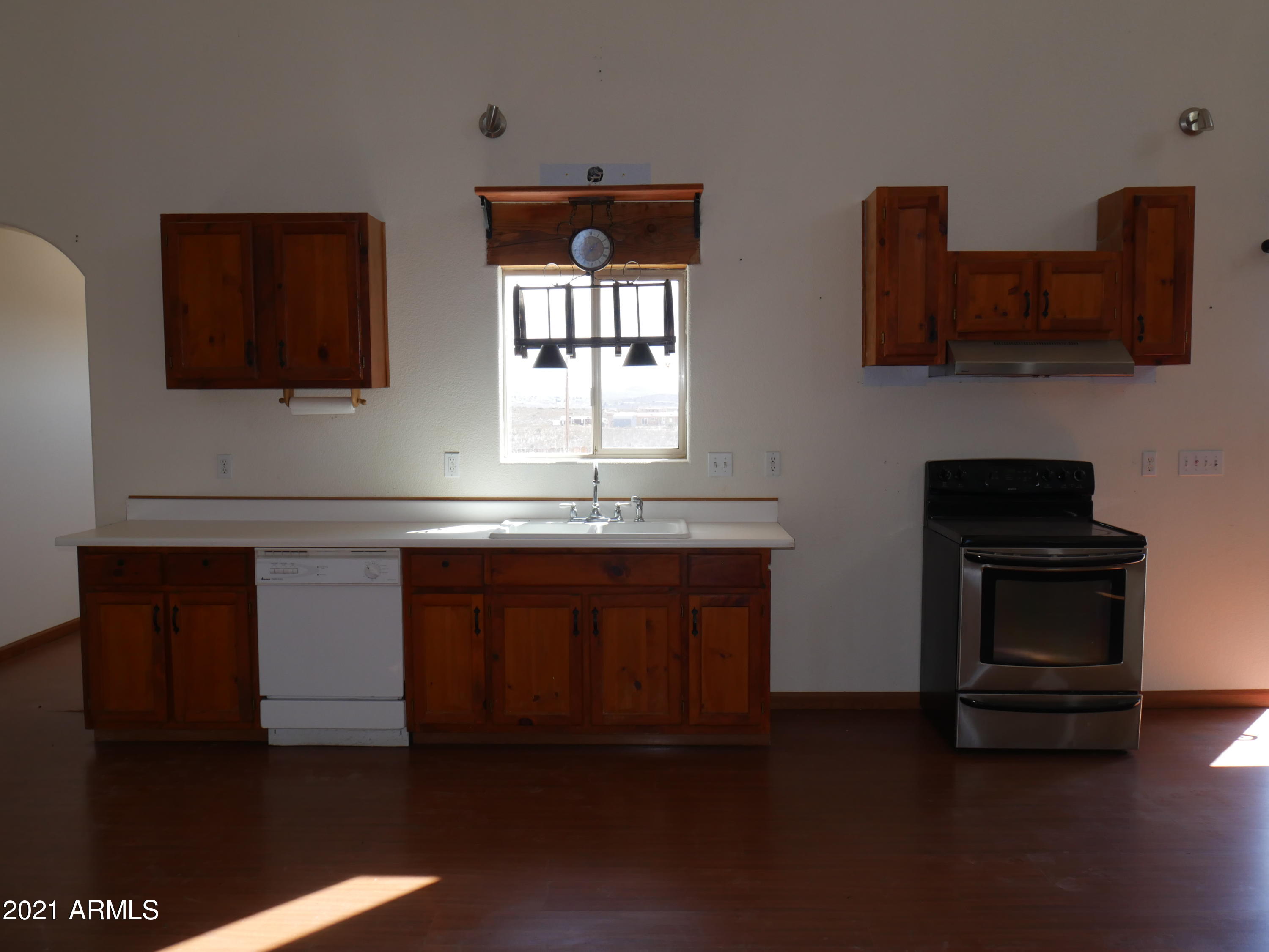 1916 North Middlemarch Road Tombstone, AZ 85638 - Photo 10 of 37 Kitchen Area 1