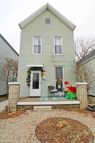 $119,900 | 2214 West Illinois Street, Evansville, IN 47712