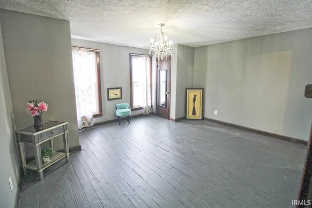 $119,900 | 2214 West Illinois Street, Evansville, IN 47712