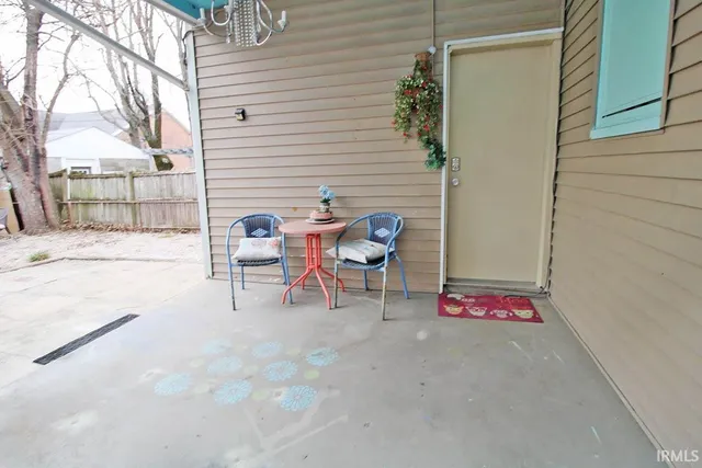 $119,900 | 2214 West Illinois Street, Evansville, IN 47712