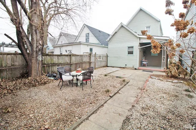 $119,900 | 2214 West Illinois Street, Evansville, IN 47712