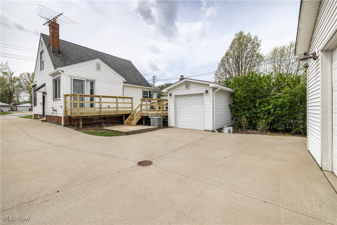 4516 Snow Road Cleveland, OH 44134 - Photo 24 of 31