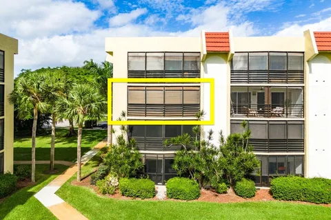 $249,900 | 23370 Carolwood Lane, Unit 209, Boca Raton, FL 33428