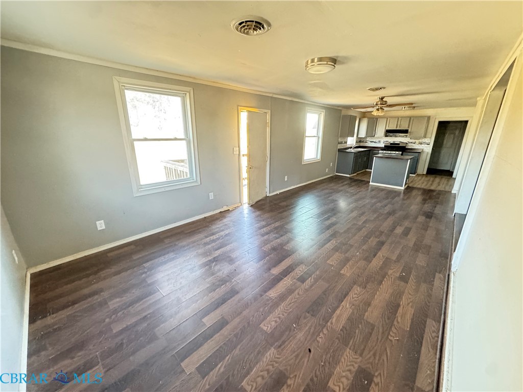422 Syringa Road Topping, VA 23169 - Photo 4 of 31
