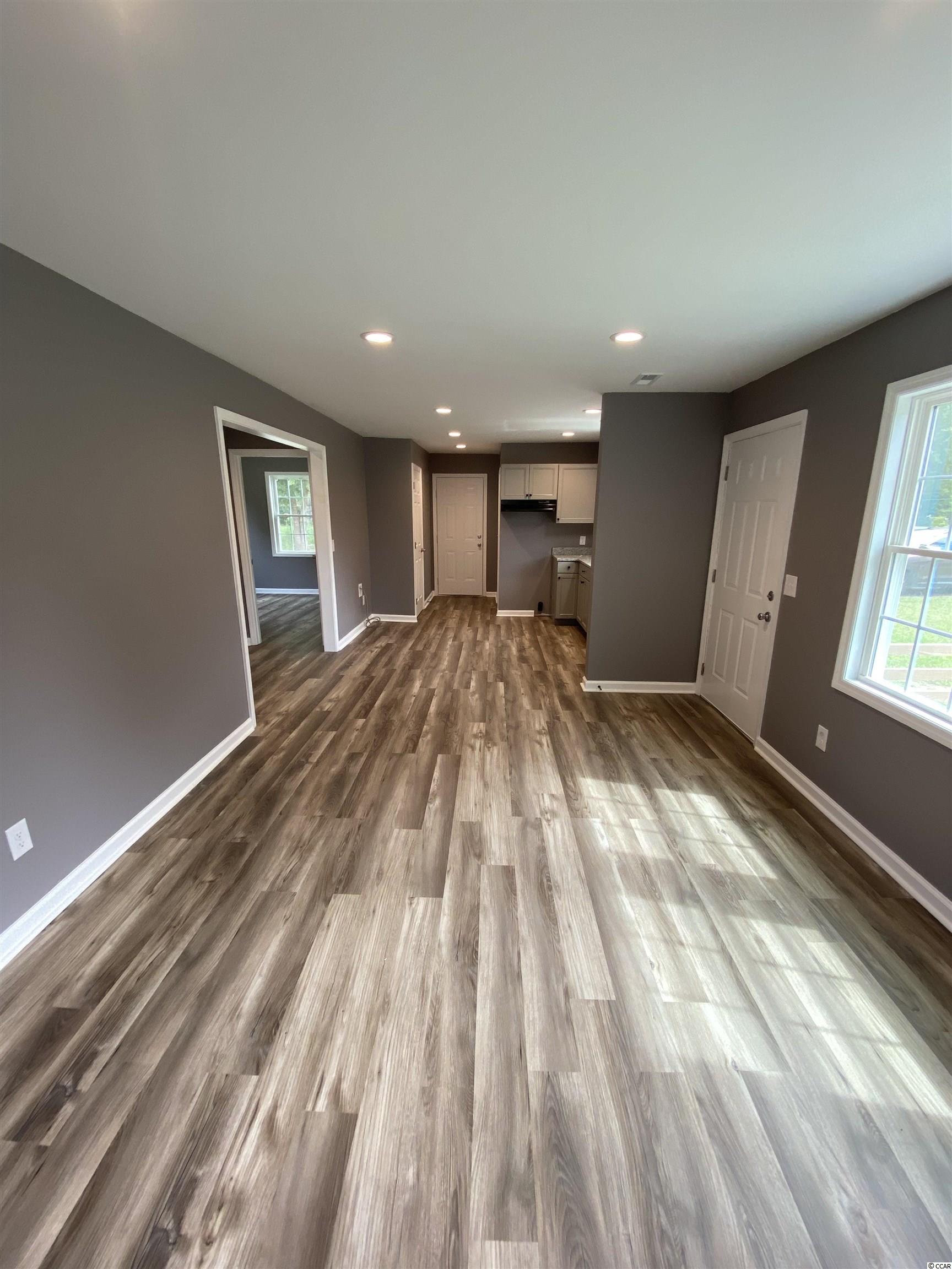 412 East Andrews Street Hemingway, SC 29554 - Photo 3 of 18