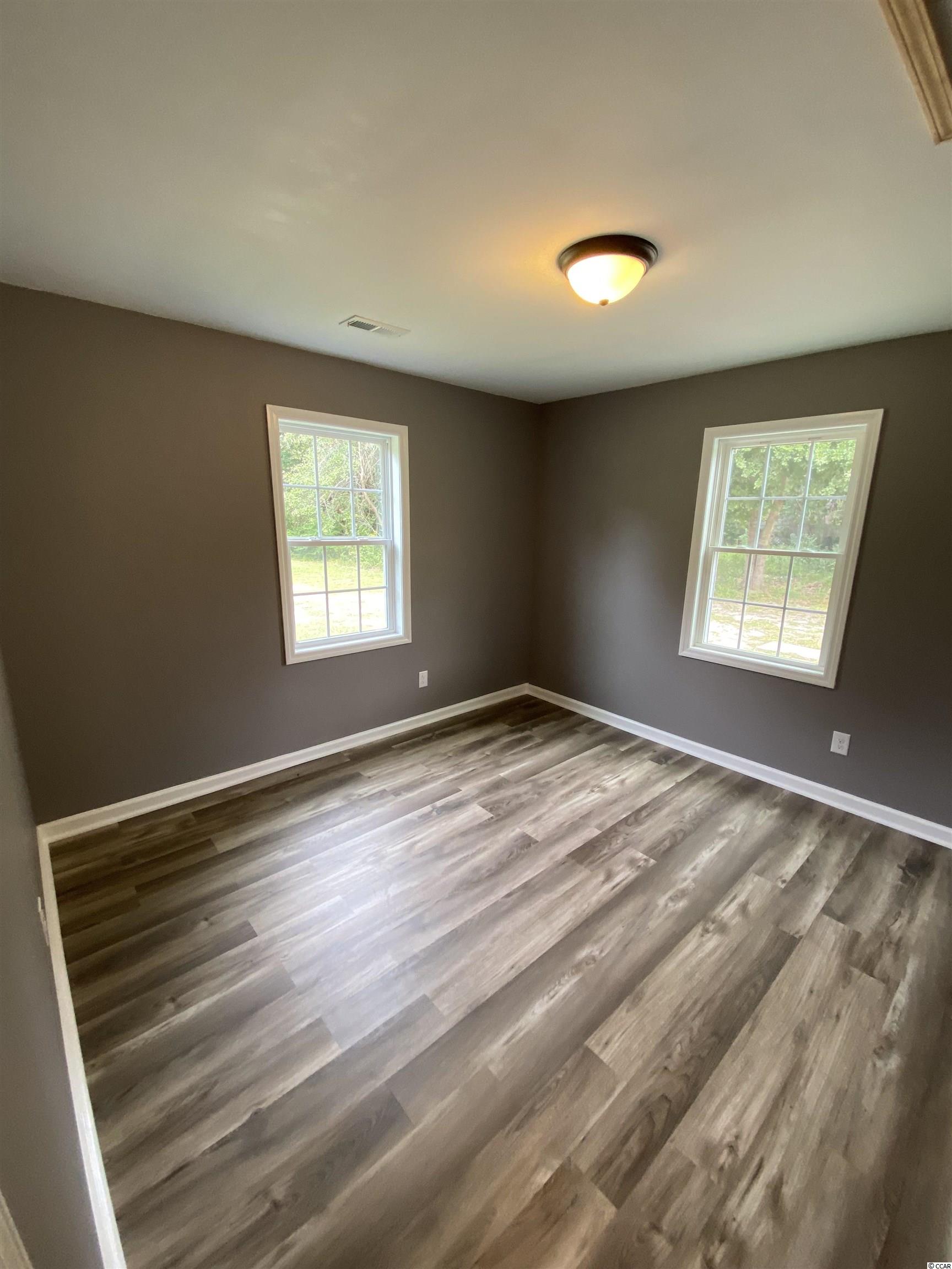 412 East Andrews Street Hemingway, SC 29554 - Photo 9 of 18