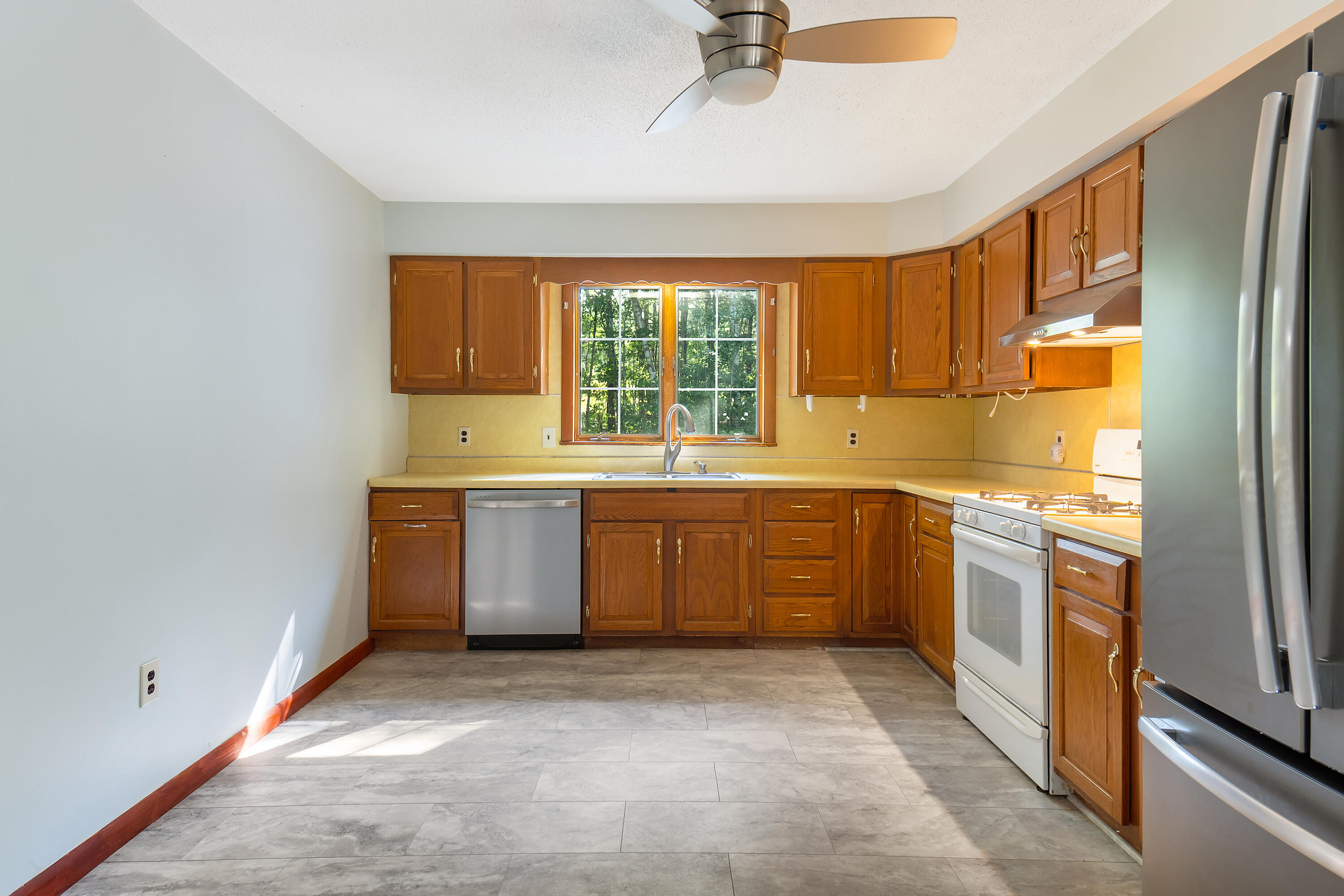 254 River Road Richmond, ME 04357 - Photo 5 of 32 254 River Rd_112