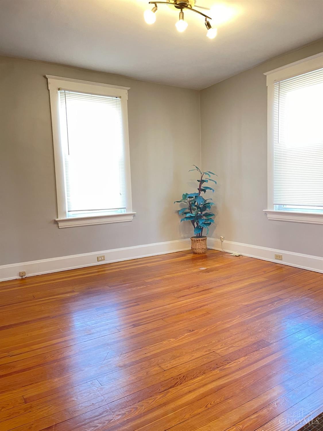 5616 Lester Road Cincinnati, OH 45213 - Photo 11 of 23