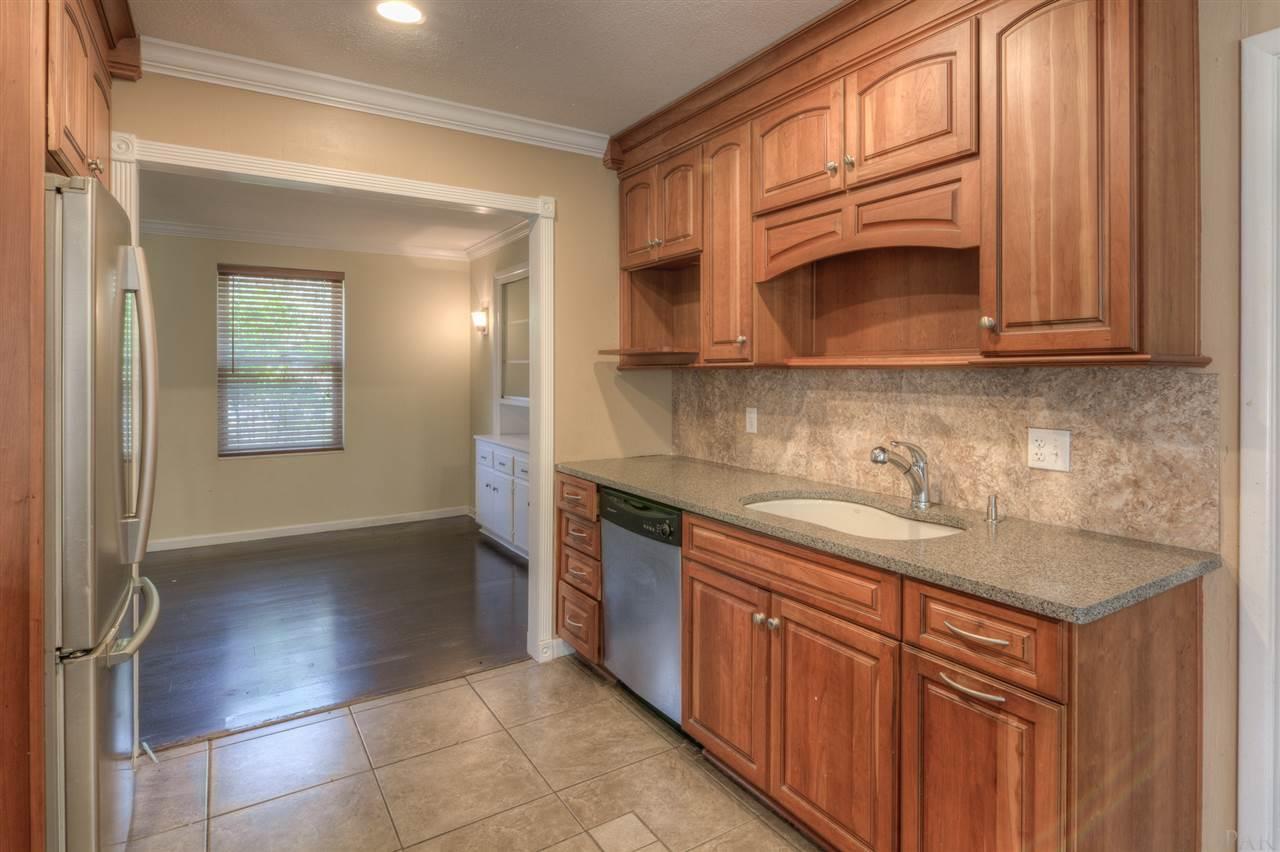1337 Windsor Park Road Gulf Breeze, FL 32563 - Photo 15 of 39