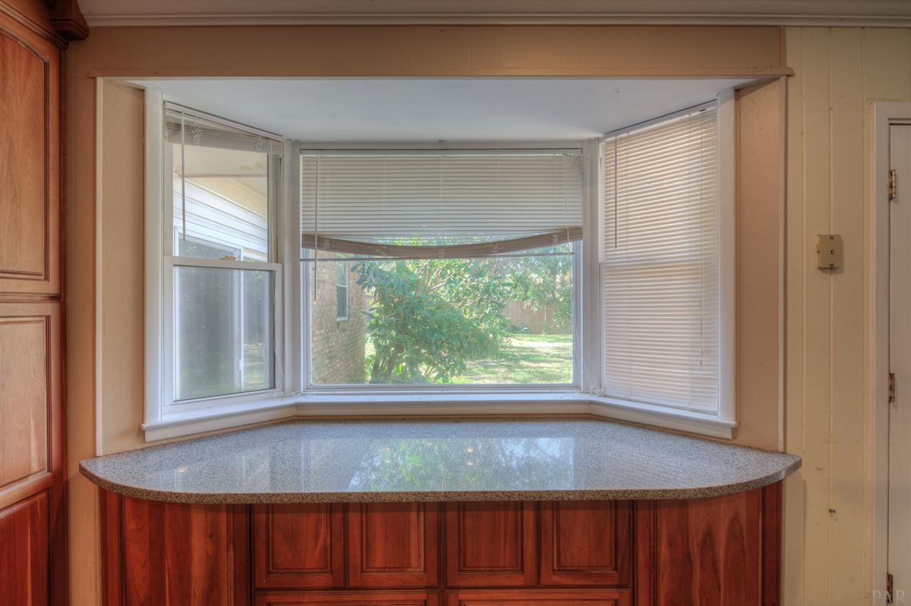 1337 Windsor Park Road Gulf Breeze, FL 32563 - Photo 16 of 39