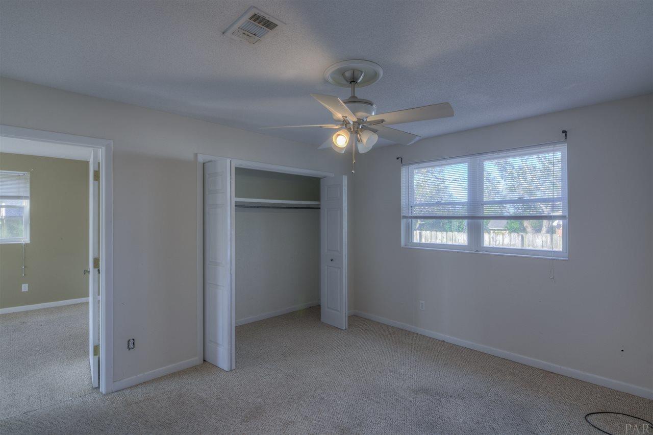1337 Windsor Park Road Gulf Breeze, FL 32563 - Photo 21 of 39