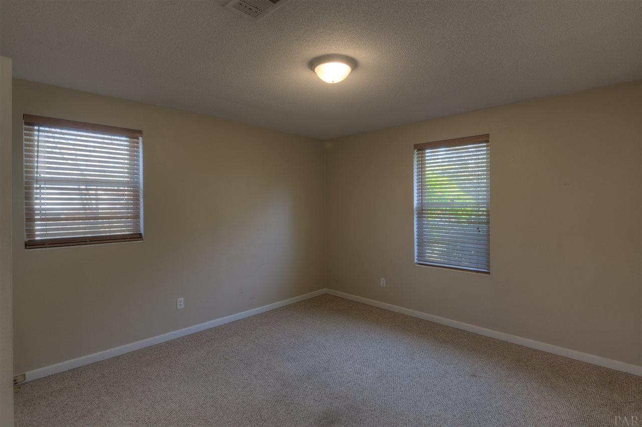 1337 Windsor Park Road Gulf Breeze, FL 32563 - Photo 22 of 39