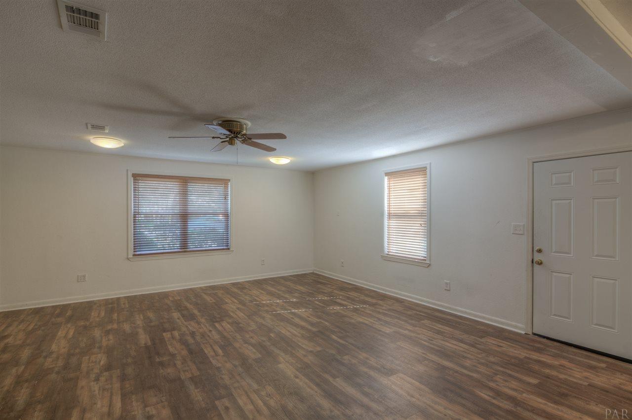 1337 Windsor Park Road Gulf Breeze, FL 32563 - Photo 25 of 39