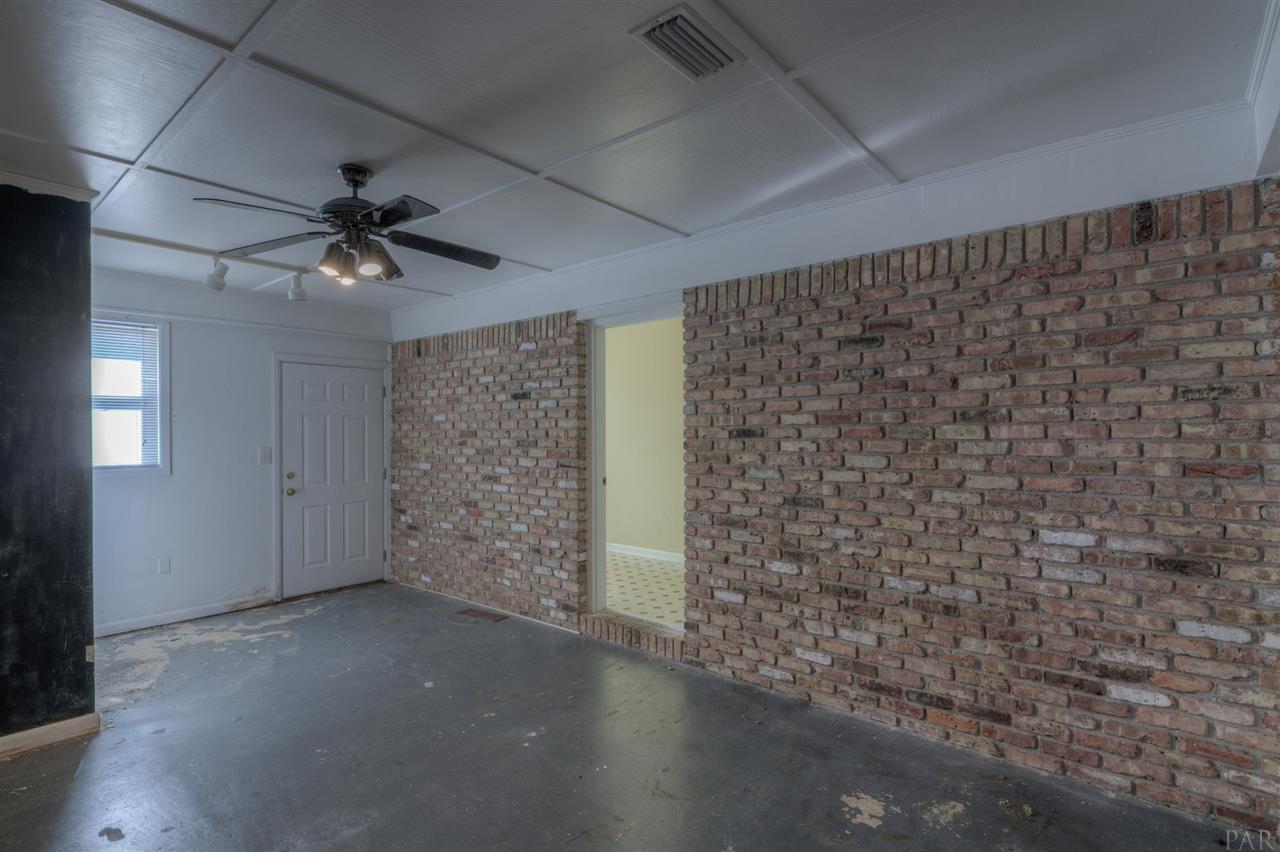 1337 Windsor Park Road Gulf Breeze, FL 32563 - Photo 27 of 39