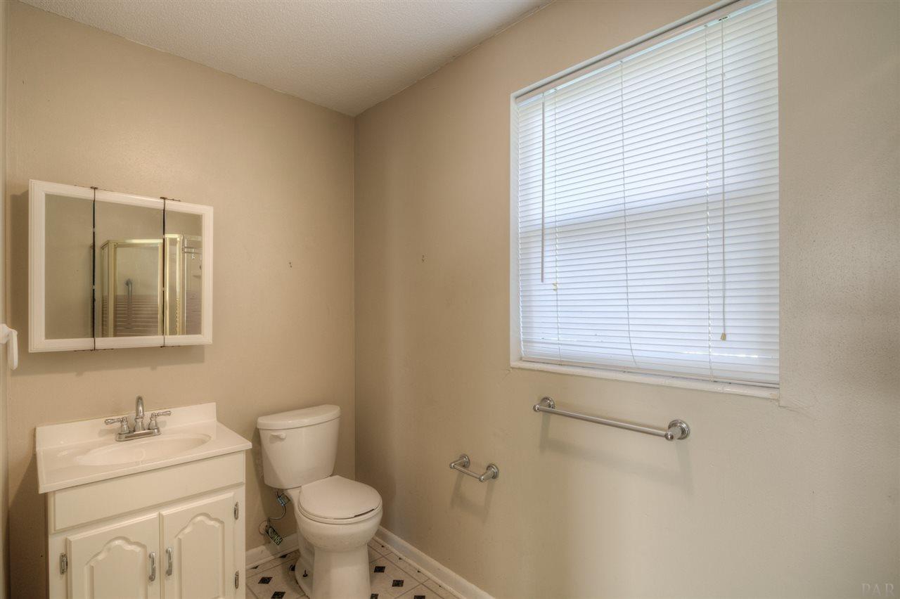 1337 Windsor Park Road Gulf Breeze, FL 32563 - Photo 29 of 39