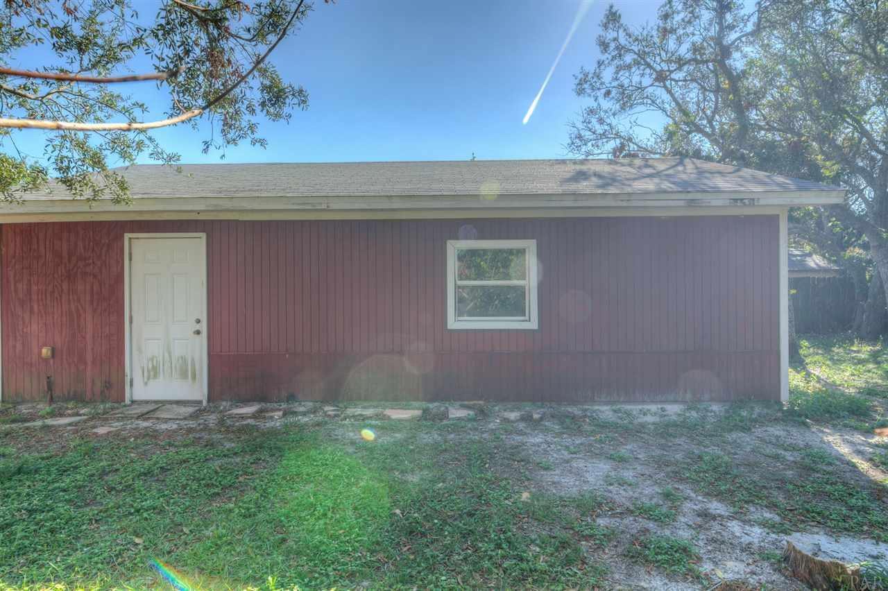1337 Windsor Park Road Gulf Breeze, FL 32563 - Photo 31 of 39