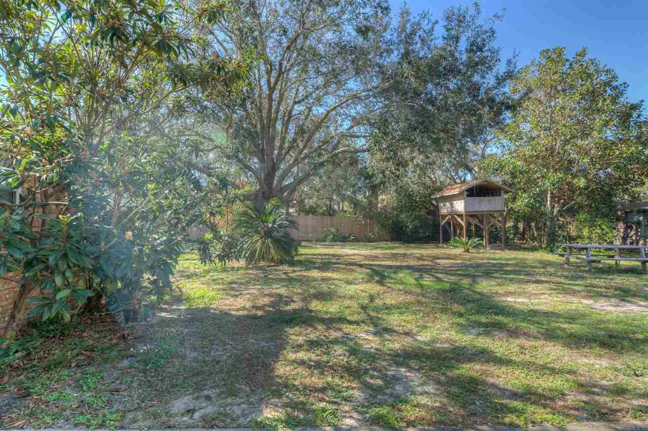 1337 Windsor Park Road Gulf Breeze, FL 32563 - Photo 32 of 39