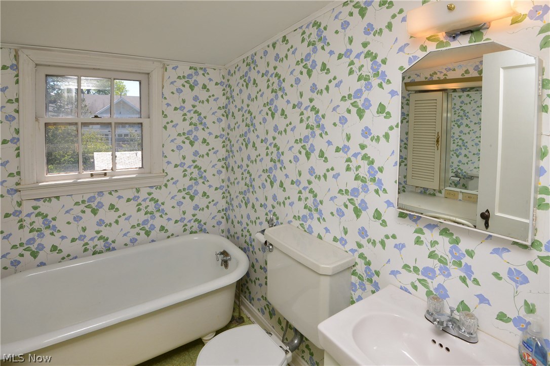 4058 Conover Road University Heights, OH 44118 - Photo 22 of 26 Gallery Image 22