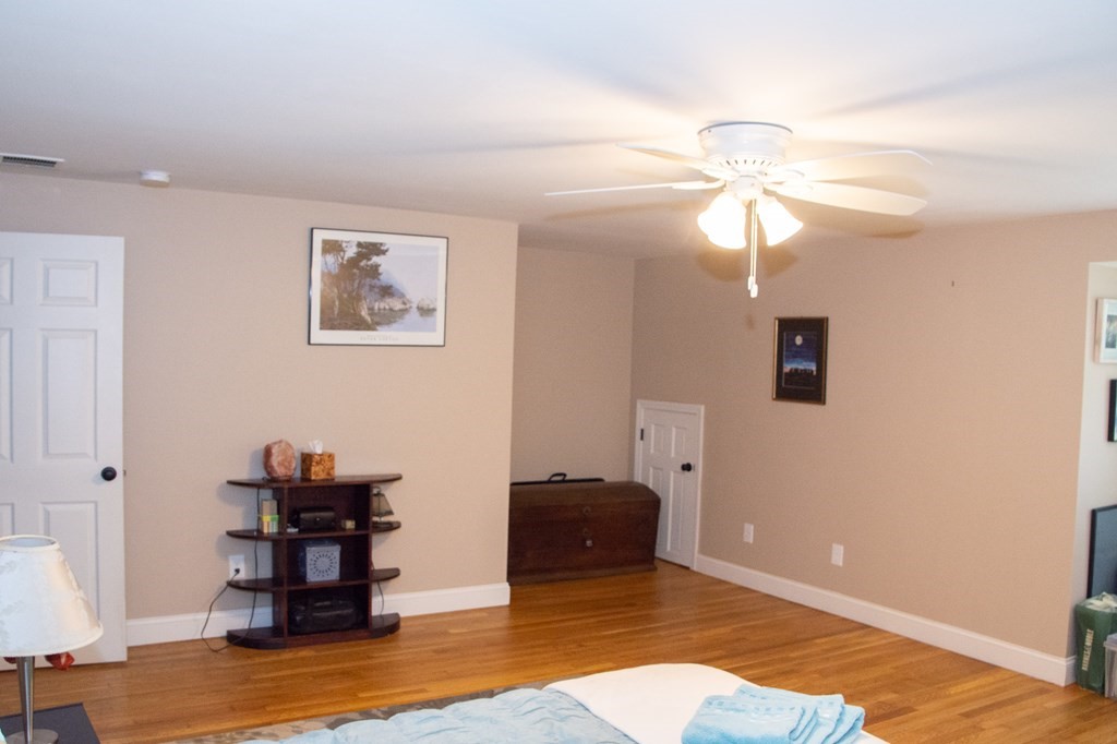1073 Concord Road Marlborough, MA 01752 - Photo 16 of 29 Gallery Image 16
