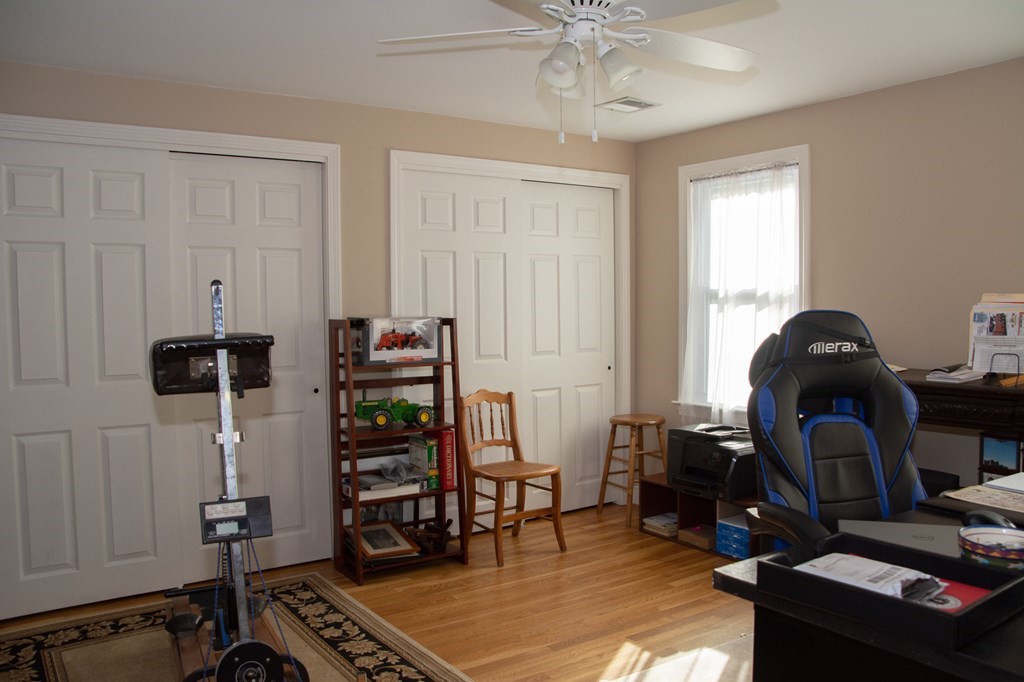 1073 Concord Road Marlborough, MA 01752 - Photo 18 of 29 Gallery Image 18
