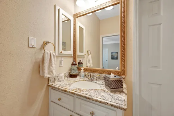 $799,000 | 15411 Rocky Oak Court, Houston, TX 77059