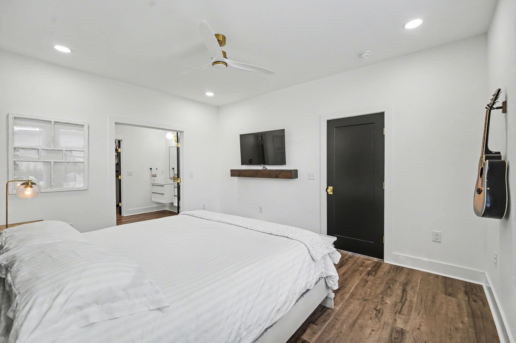 236 Brown Pelican Loop Pawleys Island, SC 29585 - Photo 26 of 38 Bedroom featuring dark wood-style floors, ceiling fan, and recessed lighting