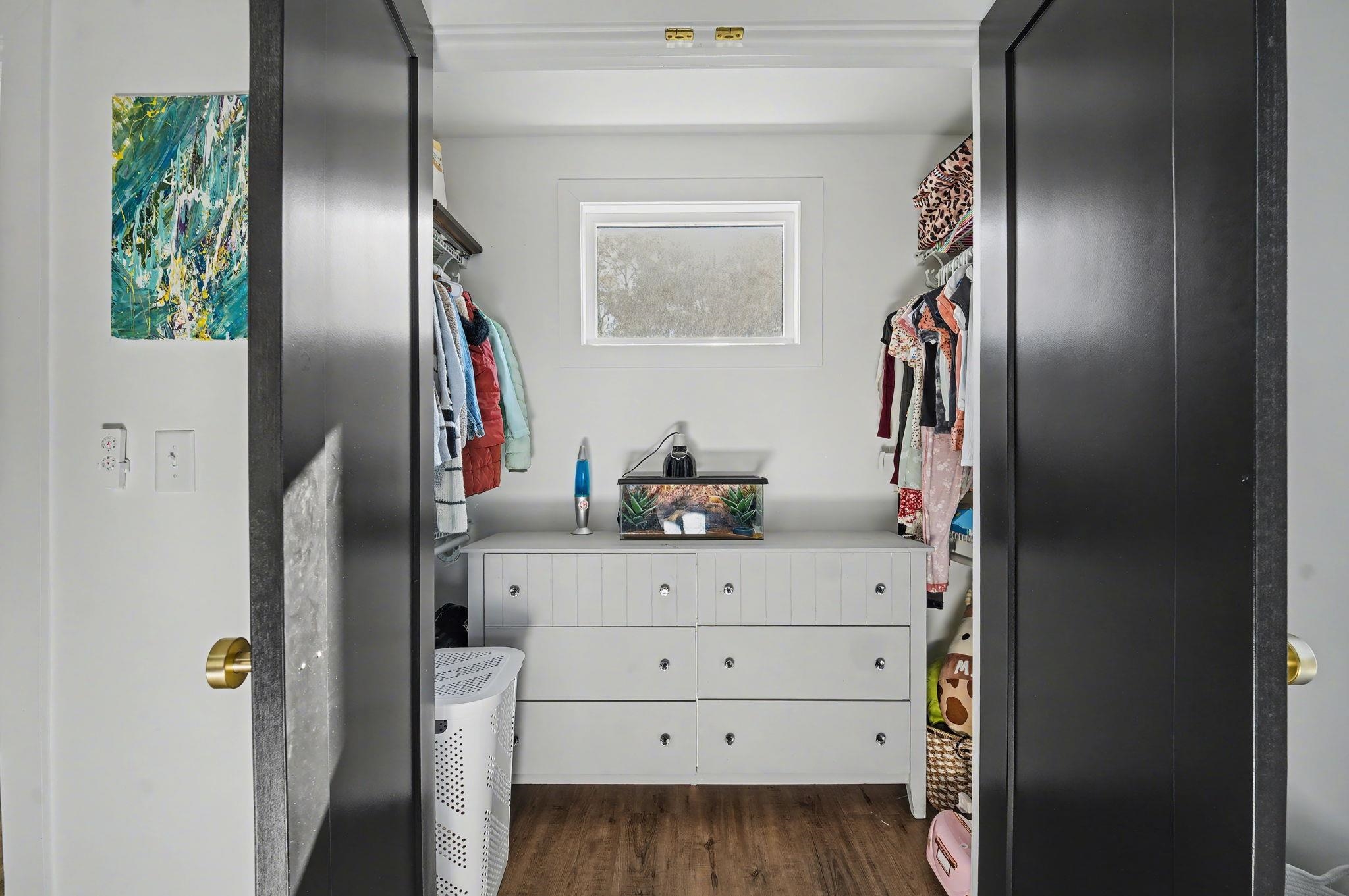 236 Brown Pelican Loop Pawleys Island, SC 29585 - Photo 33 of 38 Jack and Jill Bathroom