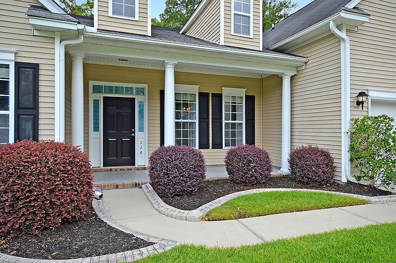 119 Spring Meadows Drive Summerville, SC 29485 - Photo 4 of 40 DSC_0025-copy