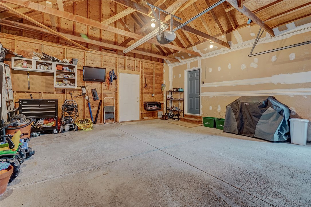 809 Lindsey Circle Webster, NY 14580 - Photo 50 of 50 DEEP 2-CAR GARAGE