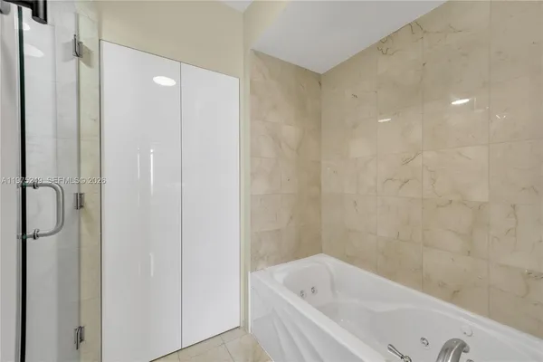 a bathroom with a bathtub