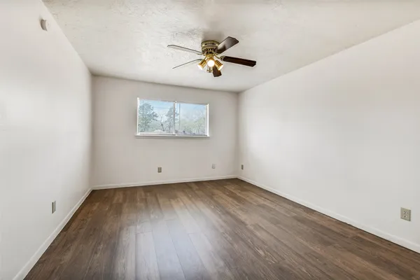$290,000 | 217 Lazy Lane, Conroe, TX 77301