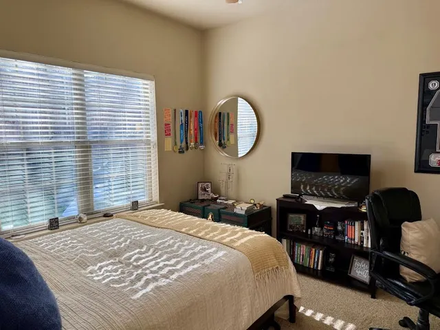 $2,100 | 114 Forest Drive, College Station, TX 77840