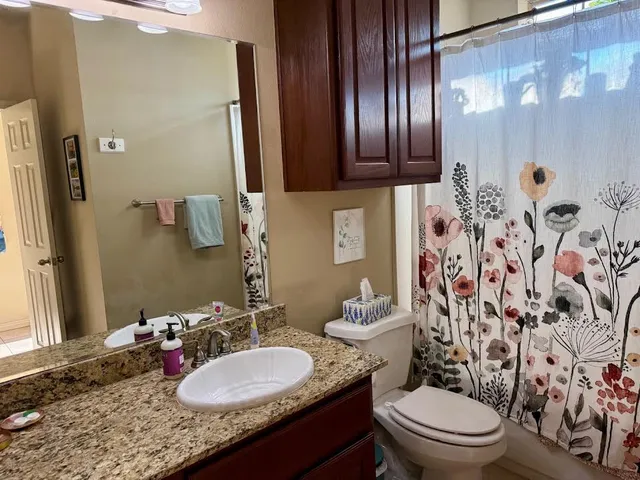 $2,100 | 114 Forest Drive, College Station, TX 77840