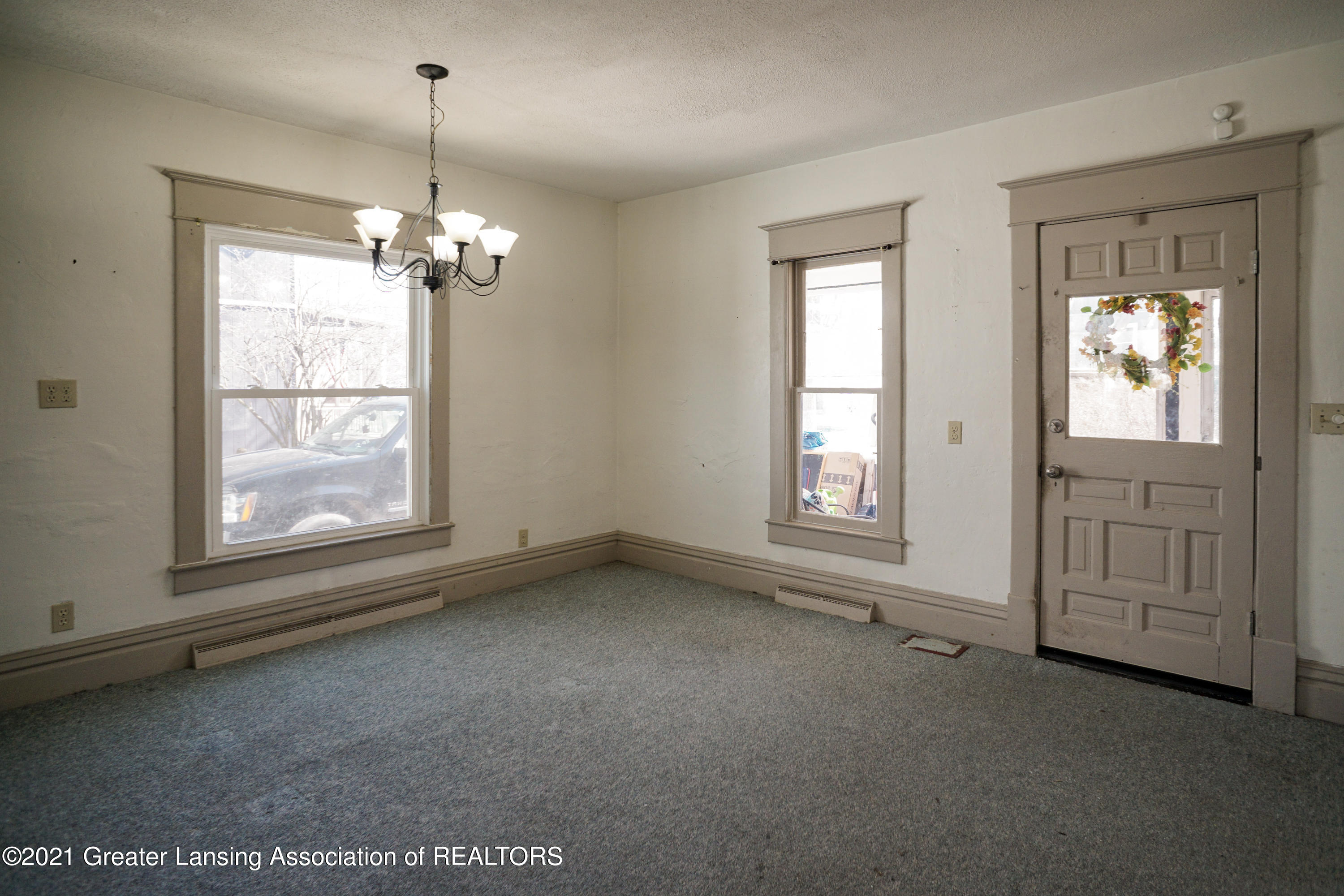 124 West Orchard Street Perry, MI 48872 - Photo 5 of 33 124WOrchard2MLS-19