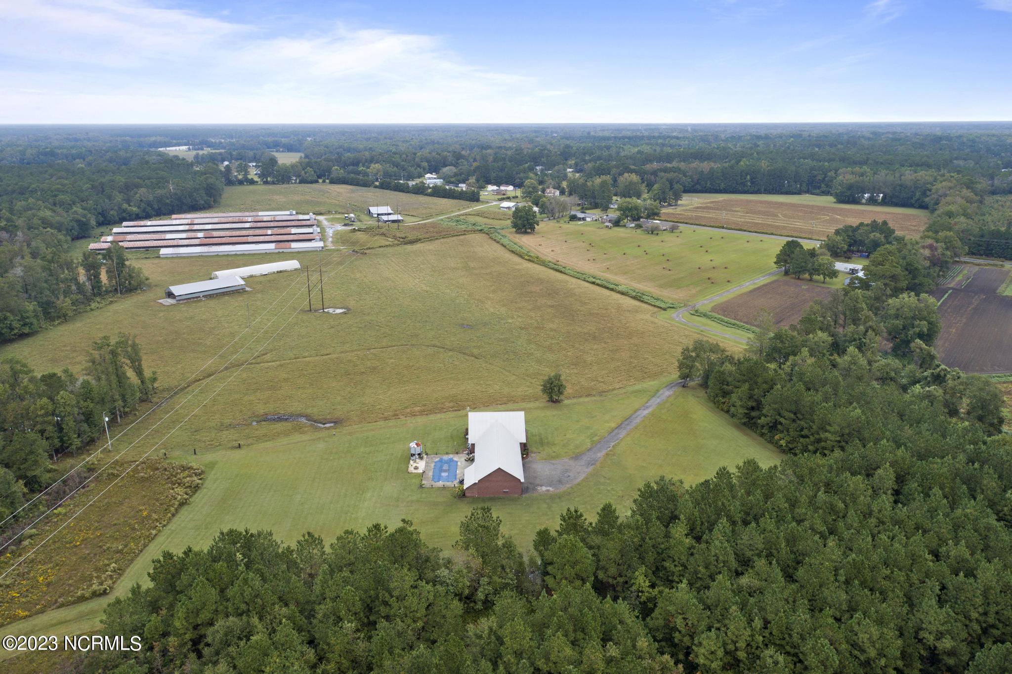 281 King Road Jacksonville, NC 28540 - Photo 15 of 45 DJI_0105