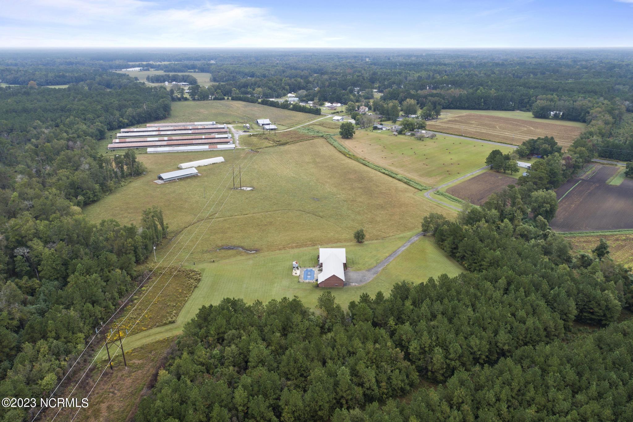 281 King Road Jacksonville, NC 28540 - Photo 16 of 45 DJI_0110