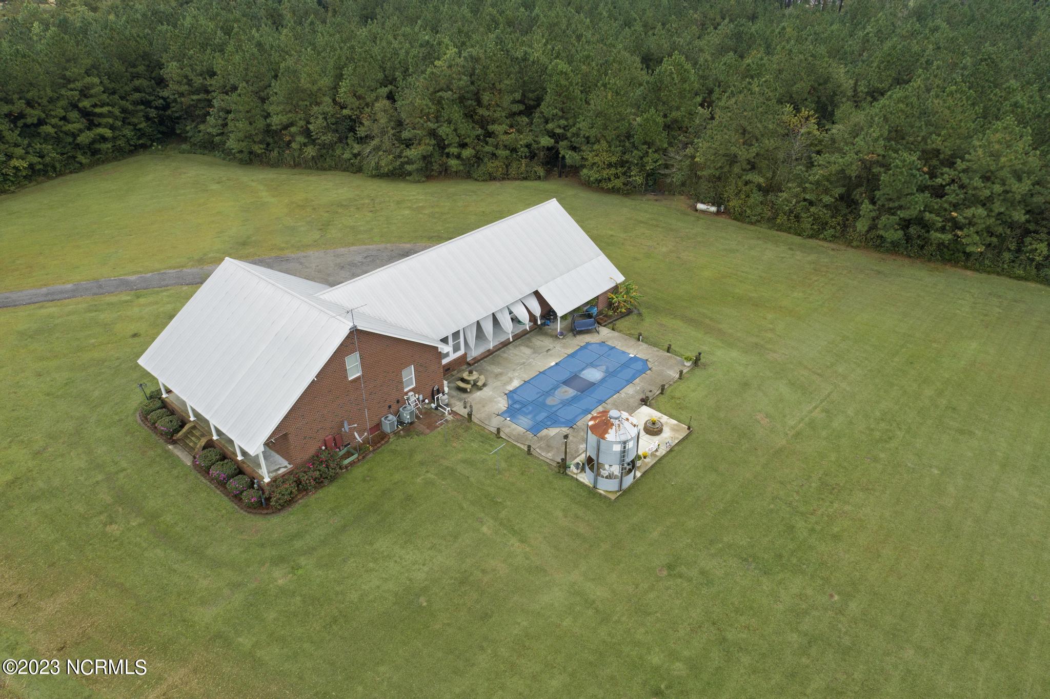281 King Road Jacksonville, NC 28540 - Photo 7 of 45 DJI_0098