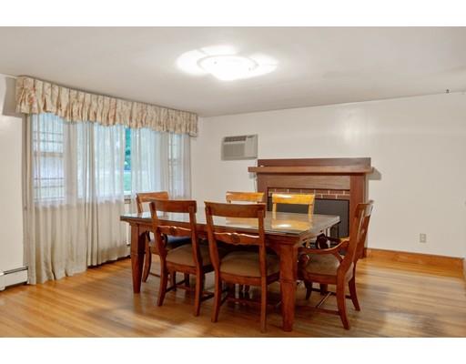 148 Howe Street Natick, MA 01760 - Photo 8 of 30 Gallery Image 8