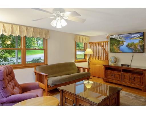148 Howe Street Natick, MA 01760 - Photo 9 of 30 Gallery Image 9