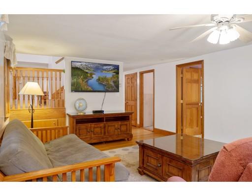 148 Howe Street Natick, MA 01760 - Photo 10 of 30 Gallery Image 10