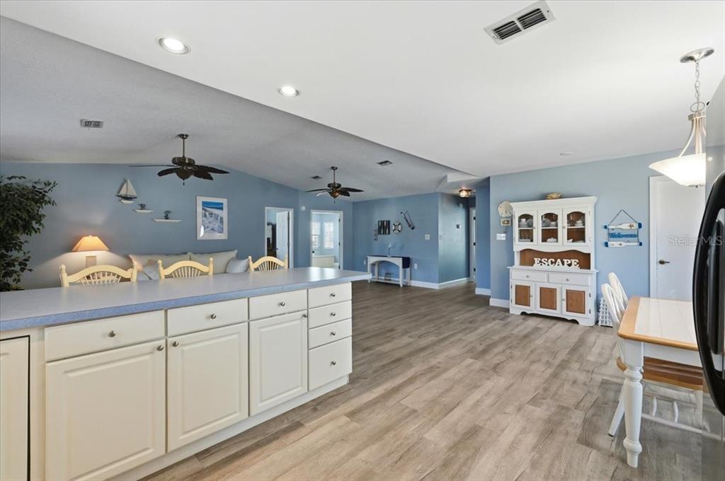 6140 Seagull Lane Lakeland, FL 33809 - Photo 10 of 35