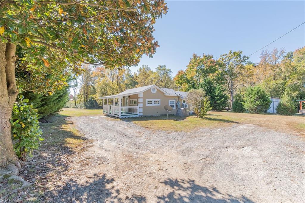 105 Mabe Road Star, NC 27356 - Photo 3 of 41