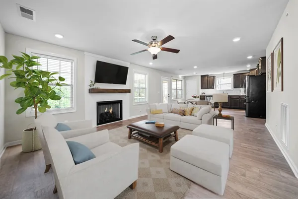 $2,395 | 748 Jodine Ann Drive, Clarksville, TN 37043